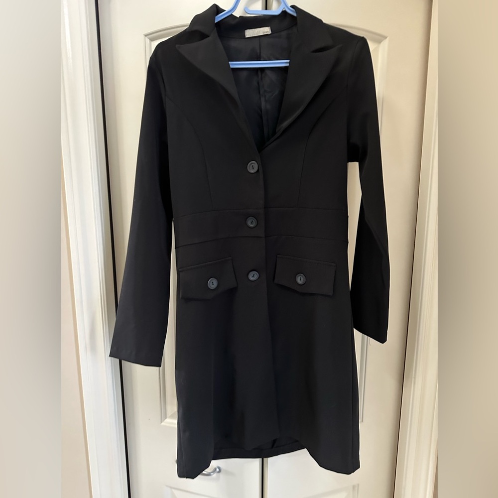 Sirens- Woman classic dress coat
